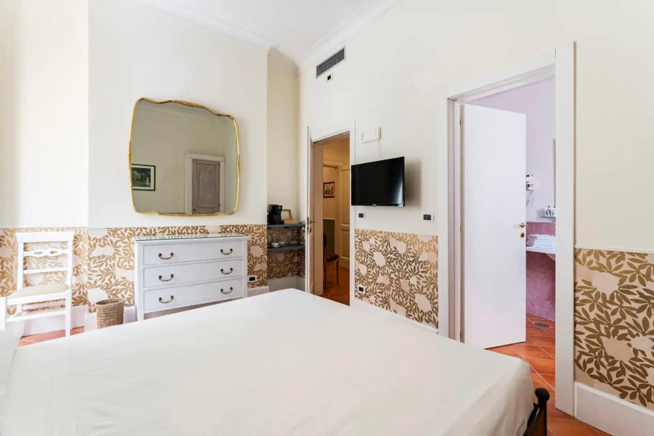 Hotel Fori Imperiali Luxe Mansion Rom Exterior foto